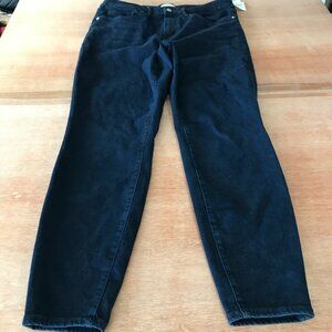 Good American Skinny Jeans in Dark Blue